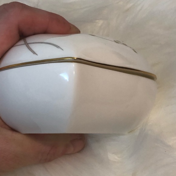 VINTAGE MIKASA HEART TRINKET HOLDER - Picture 7 of 8